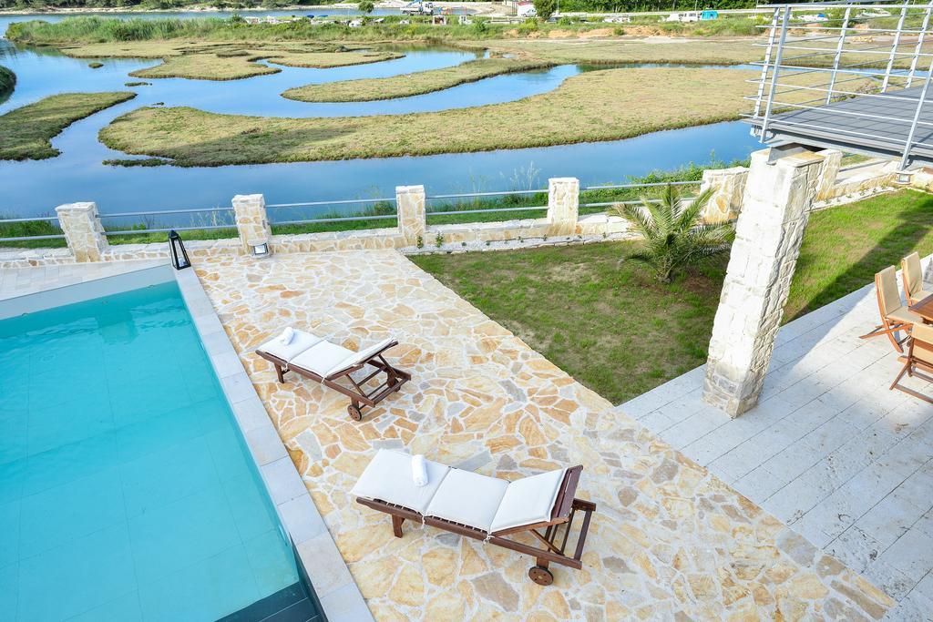 Amazing Villa Ele Затон Екстер'єр фото