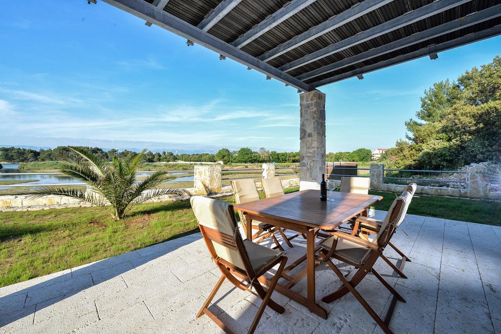 Amazing Villa Ele Затон Екстер'єр фото