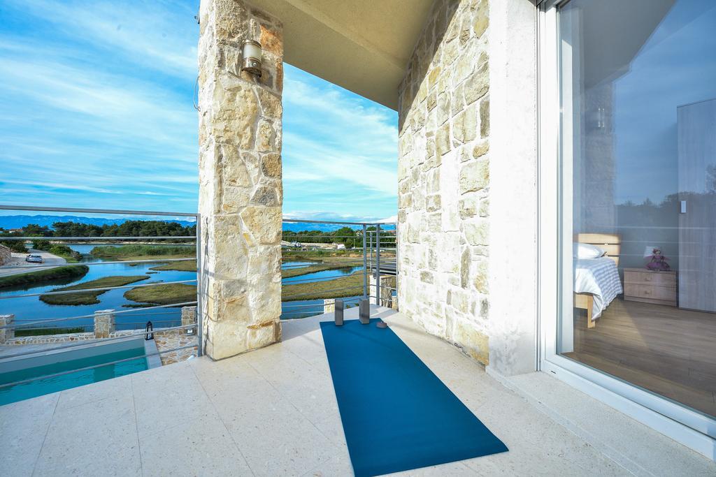Amazing Villa Ele Затон Екстер'єр фото