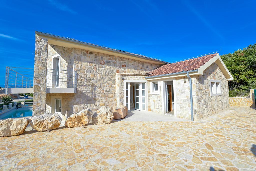Amazing Villa Ele Затон Екстер'єр фото