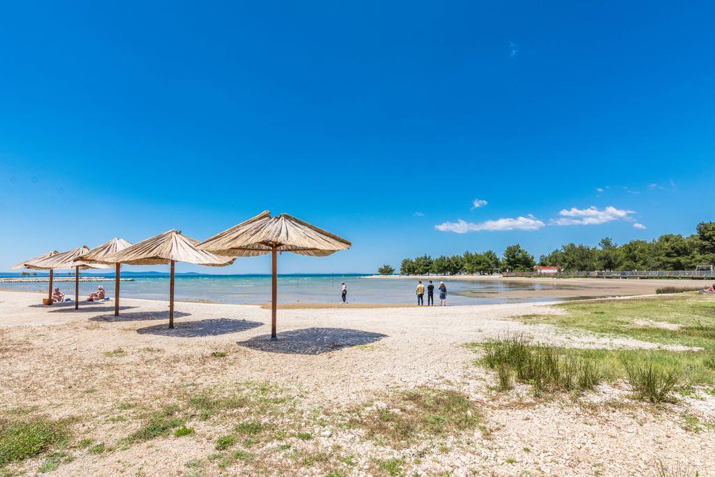Amazing Villa Ele Затон Екстер'єр фото